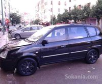 Kia carens