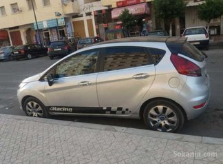 Ford fiesta a vendre