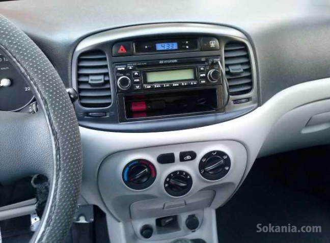 Hyundai Accent