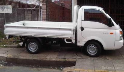 HYUNDAI H-100