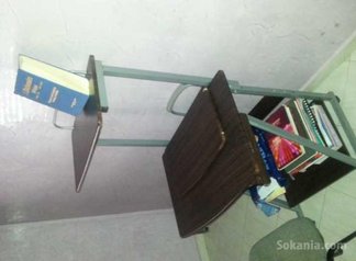 Bureau rollant avec une chaise