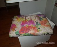 Table à manger chic arena