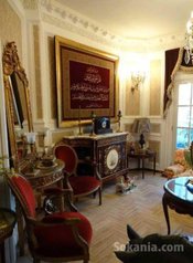 Commode dans le style de napoléon plateau en marbr