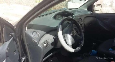 Toyota Yaris Essence