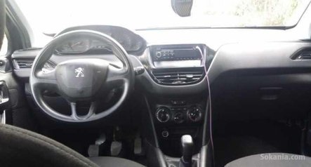 Peugeot208