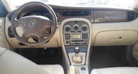 Jaguar X-Type 2.5 l V6 - Faible kilométrage