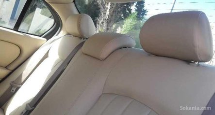 Jaguar X-Type 2.5 l V6 - Faible kilométrage