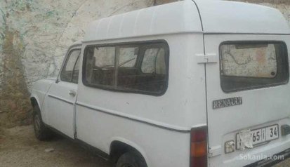 Renault 4 à انزكان