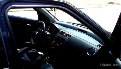 Suzuki Swift essence 7 chv clim