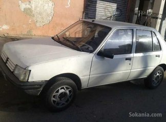 Peugeot 205 essence 1991