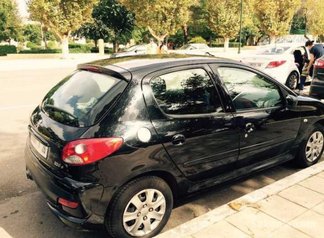 Peugeot 206+ essence tout options 2011