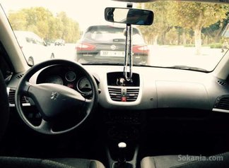 Peugeot 206+ essence tout options 2011