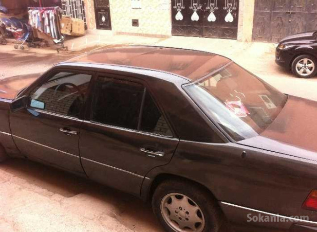 Mercedes 250 modele 1985