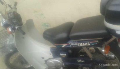 Yamaha v50 blue