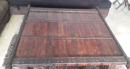 Ensemble table+biblio de Bali vendre