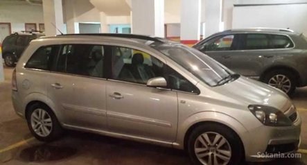 Opel zafira 2008