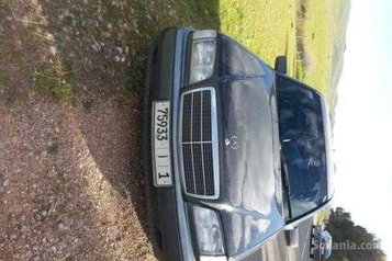 Mercedes-benz c 250 modele 1993