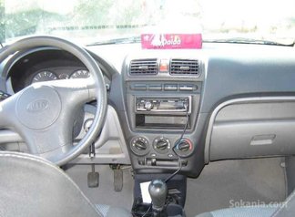 Kia picanto bleu ciel