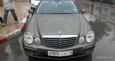 Mercedes Benz E200