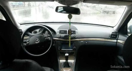 Mercedes Benz E200