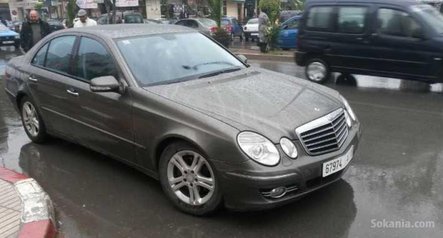 Mercedes Benz E200