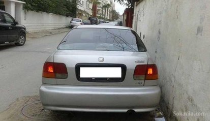 Honda Civic Essence