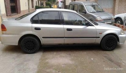 Honda Civic Essence