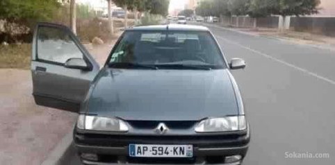 R19 alizé td clim jantes alu non dedouanée