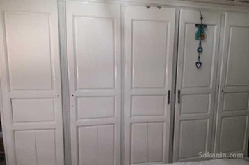 Vente armoire presque neuf