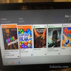 Xbox 360 E (apres la slim) 250 Go + 22 Jeux