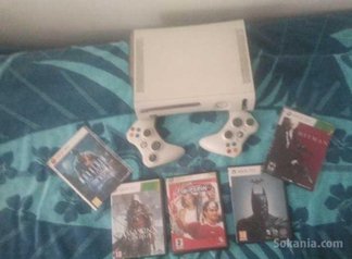 XBOX 360 flashé + 2 manettes sans fils + 40 Jeux