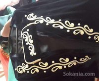 Capes traditionnelles haute couture