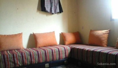 SALON EN L 265*195 CM NOUVEAU + 6 OREILLERS