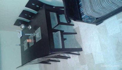Table a manger avec 6 chaises