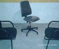 Bureaux professionnels et chaises et mobilier pro