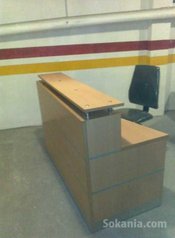 Bureaux professionnels et chaises et mobilier pro