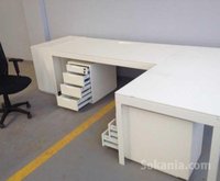 Mobilier de bureaux