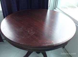 TABLE RONDE 1,15m de diamètre EN BOIS MASSIF