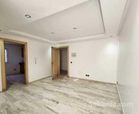l'appartement à louer avec balcon et place de park