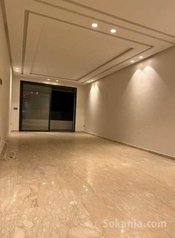 Appartement palmier vide très haut standing