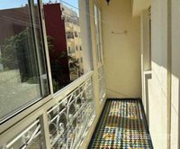 Appartement a côté lycée Med v