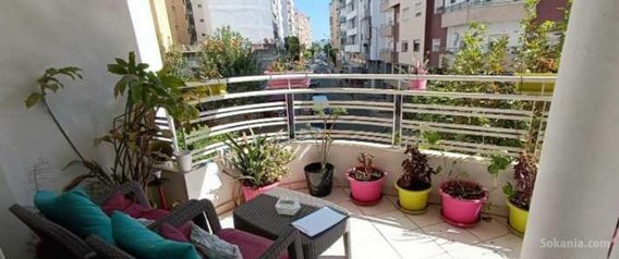 SUPERBE APPARTEMENT ENSOLEILLE A 5 MIN DE LA GARE