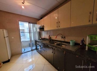 APPARTEMENT A LOUER VIDE ENTRE LA GARE ET CENTRE V