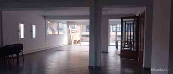 Location d'un etage de 160 m2