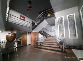 Café Restaurant 360m² bien situé à Ain Sebaa