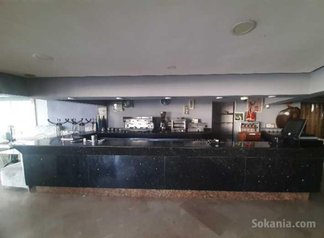Café Restaurant 360m² bien situé à Ain Sebaa