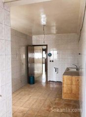 Appartement vide comporte 2 chambres