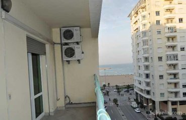 Appartement meublé entre hotels ramada et oumnia