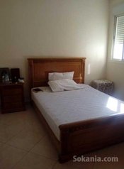 Apparemment à vendre