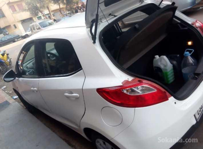 Mazda 2 a vendre